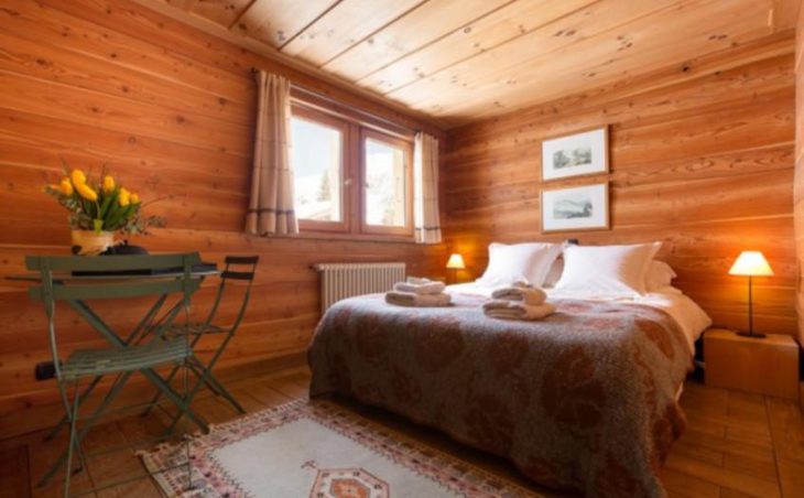 Chalet Frasserands, Chamonix, Double Bedroom